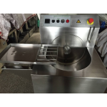 With Viration Table Wheel Type Chocolate tempering machine chocolate melting machine Chocolate Melting Coating Machine