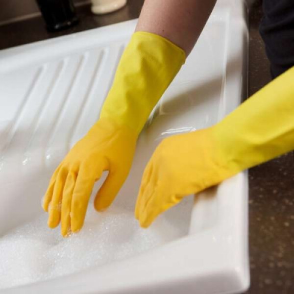 Marigold brand kitchen gloves, extra long lifespan, medium size, 12-pack, for a cleaner and brighter kitchen.